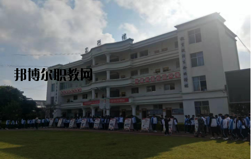 寧洱縣職業(yè)高級中學(xué)2020年學(xué)費、收費多少