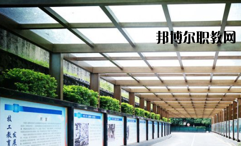 桂林風(fēng)帆旅游學(xué)校2020年有哪些專(zhuān)業(yè) 