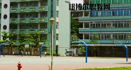 佛山華材職業(yè)技術(shù)學(xué)校2020年報(bào)名條件、招生要求、招生對(duì)象