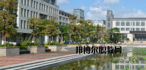 佛山高明區(qū)職業(yè)技術(shù)學(xué)校2020年報(bào)名條件、招生要求、招生對(duì)象