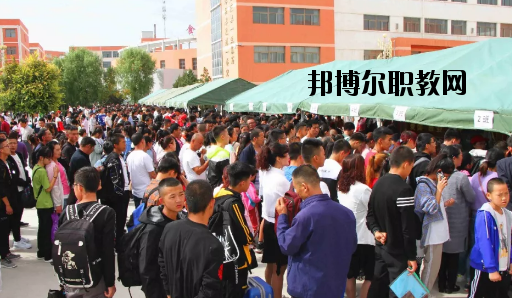 武威涼州區(qū)職業(yè)中等專(zhuān)業(yè)學(xué)校2020年報(bào)名條件、招生要求、招生對(duì)象