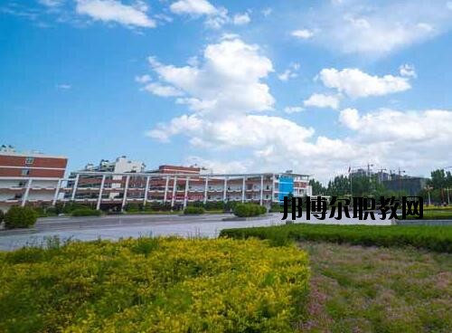 河南經(jīng)濟管理學校2021年報名條件、招生對象