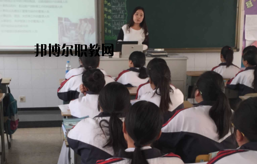 嘉峪關(guān)職業(yè)中等專業(yè)學校2020年報名條件、招生要求、招生對象