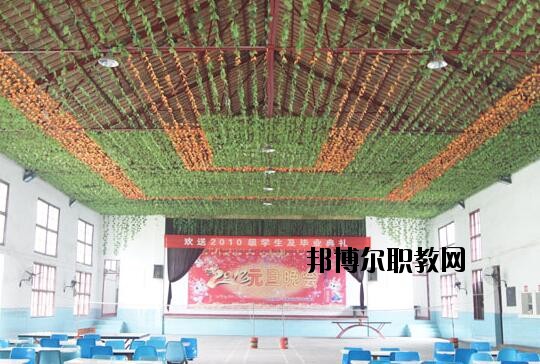 孝感第二技工學(xué)校2020年報(bào)名條件、招生要求、招生對(duì)象