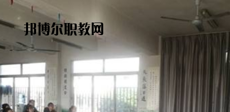 秦皇島燕成中等專業(yè)學(xué)校2020年報(bào)名條件、招生要求、招生對(duì)象 