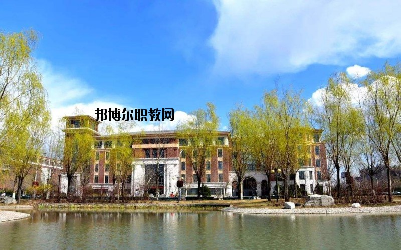 京山衛(wèi)生學(xué)校2020年報名條件、招生要求、招生對象