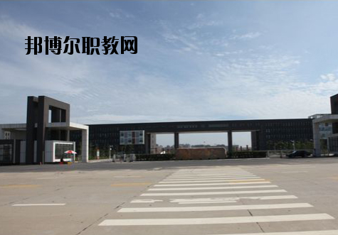 江西建設(shè)工程學(xué)校2020年報(bào)名條件、招生要求、招生對(duì)象