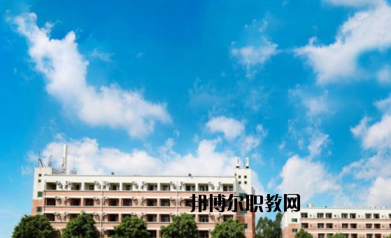 廣州藍(lán)天高級(jí)技工學(xué)校怎么樣、好不好