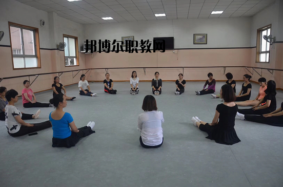 南昌青山湖區(qū)職業(yè)技術(shù)學(xué)校2020年報名條件、招生要求、招生對象 