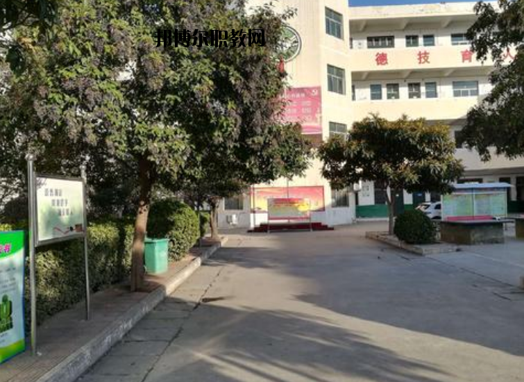 武陟職業(yè)技術(shù)學(xué)校2021年招生辦聯(lián)系電話(huà)