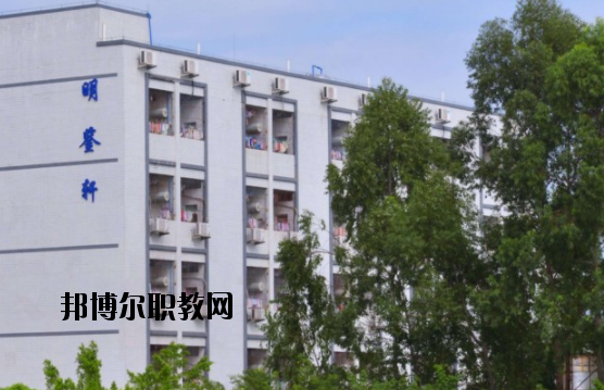 廣東高新技術(shù)技工學(xué)校2020年報(bào)名條件、招生要求、招生對(duì)象