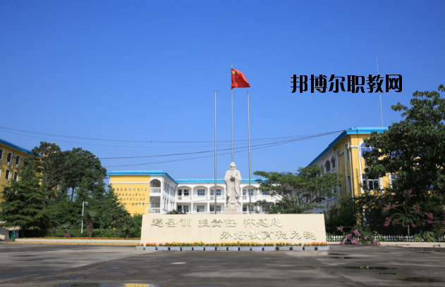 鄭州外資企業(yè)管理中等專業(yè)學(xué)校2021年報名條件、招生要求、招生對象