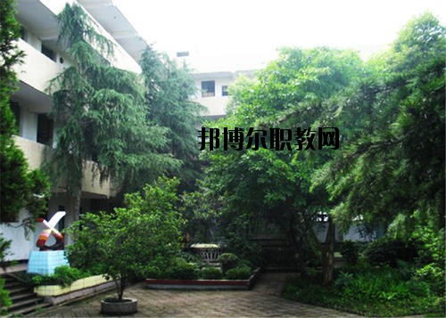 內(nèi)江求是職業(yè)技術(shù)學(xué)校怎么樣、好不好