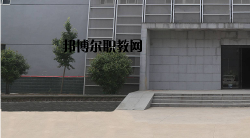 許昌職業(yè)技術(shù)學(xué)院附屬中專2021年報(bào)名條件、招生要求、招生對象