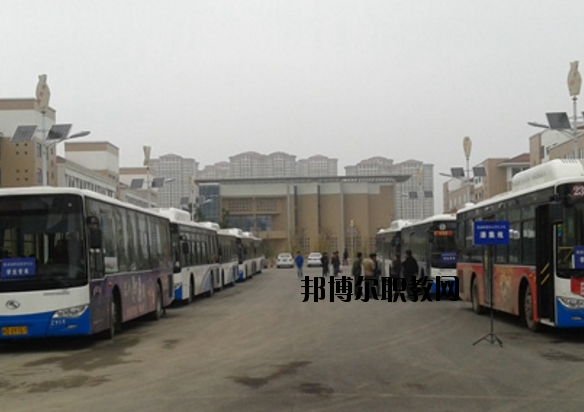 淮南職業(yè)教育中心2020年報名條件、招生要求、招生對象