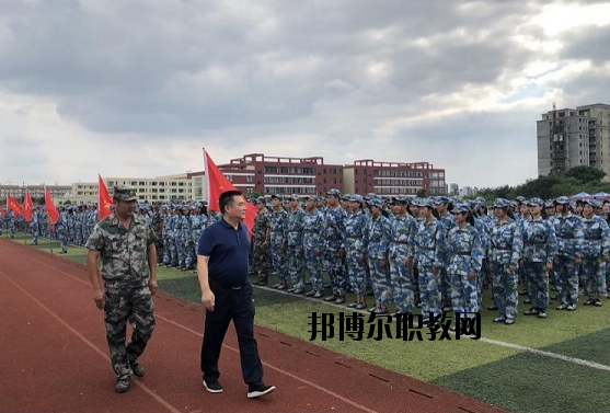 合肥高新科技學(xué)校2020年報名條件、招生要求、招生對象