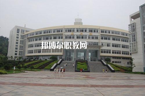 四川建筑技工學(xué)校2020年報(bào)名條件、招生要求、招生對(duì)象