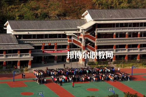 四川石棉職業(yè)高級中學(xué)怎么樣、好不好