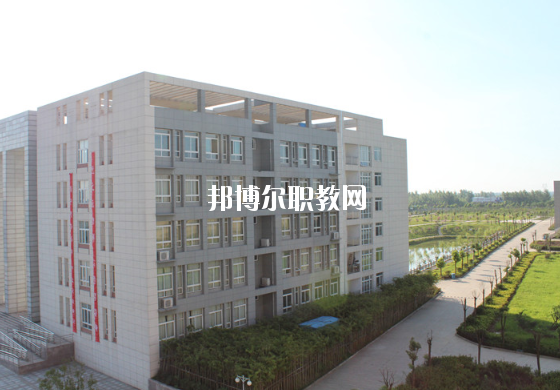 安徽六安技師學(xué)院2020年報名條件、招生要求、招生對象