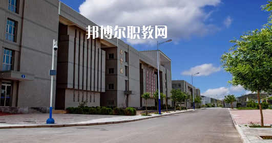 金昌市理工中等專業(yè)學(xué)校2020年報名條件、招生要求、招生對象