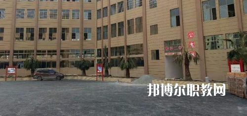貴州航空工業(yè)技師學(xué)院樂灣校區(qū)怎么樣、好不好