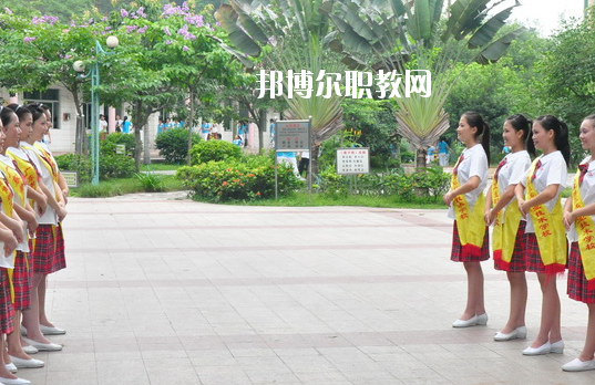 廣東黃埔衛(wèi)生職業(yè)技術(shù)學(xué)校2020年報(bào)名條件、招生要求、招生對象