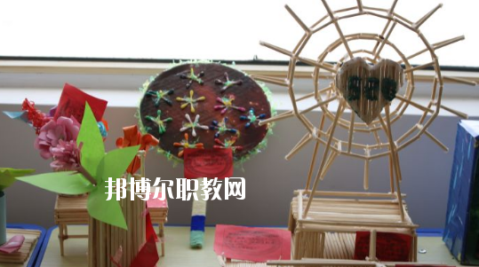 古浪縣大靖職業(yè)技術(shù)教育中心2020年學(xué)費(fèi)、收費(fèi)多少