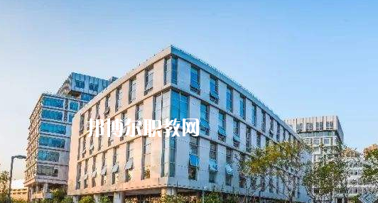合肥工業(yè)經(jīng)濟學校2020年招生辦聯(lián)系電話