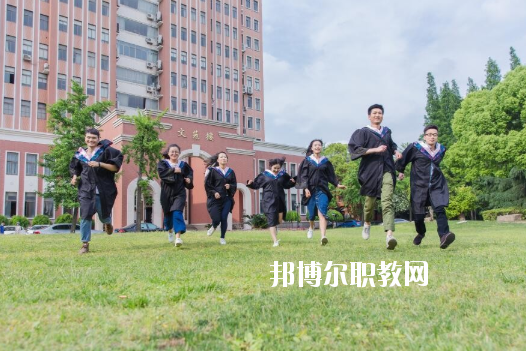 深圳市新鵬職業(yè)高級中學網(wǎng)站網(wǎng)址