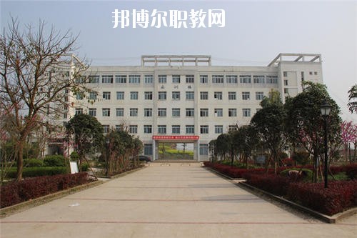遂寧安居職業(yè)高級(jí)中學(xué)校2020年報(bào)名條件、招生要求、招生對(duì)象