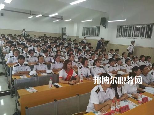 河南省經(jīng)濟技術中等職業(yè)學校2021年報名條件、招生要求、招生對象