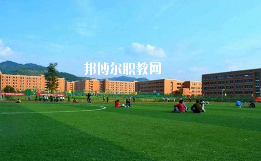 漯河市第二中等專業(yè)學校2021年報名條件、招生要求、招生對象