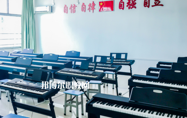 惠州高迪技工學(xué)校2020年報名條件、招生要求、招生對象