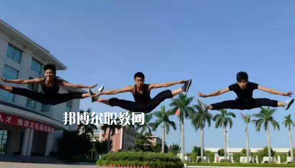 汕頭文化藝術(shù)學(xué)校2021年學(xué)費、收費多少