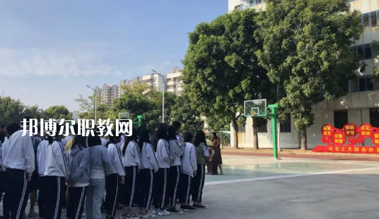 汕頭光明理工職業(yè)技術(shù)學(xué)校2021年報名條件、招生要求、招生對象
