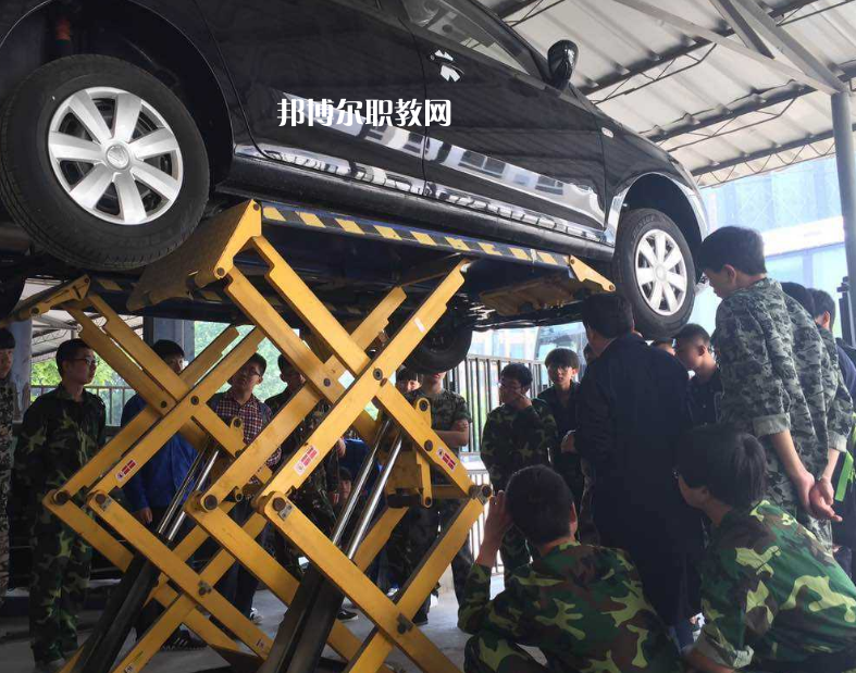 重慶2021年讀汽修學校學什么有前途