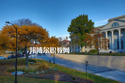 四川省工業(yè)設(shè)備安裝技工學(xué)校2021年報(bào)名條件、招生要求