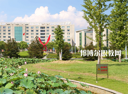 江蘇省常熟職業(yè)教育中心校怎么樣、好不好
