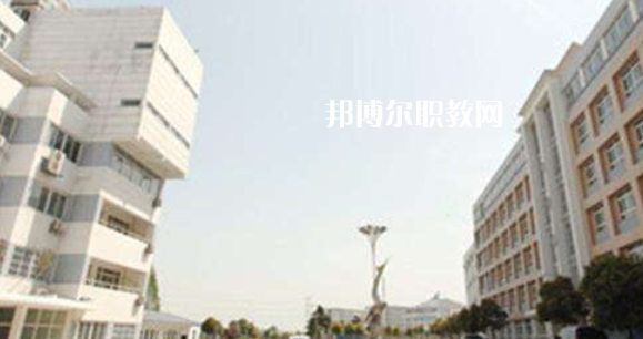 安徽紅十字會衛(wèi)生學(xué)校2021年報名條件、招生要求、招生對象