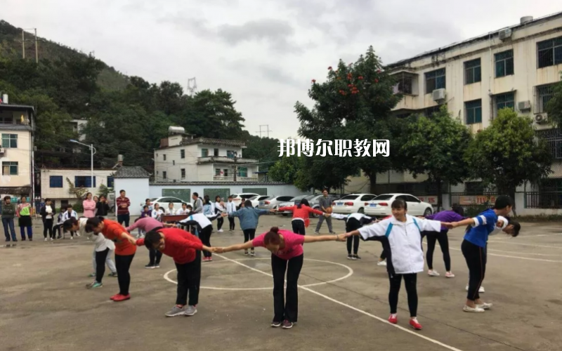 元陽縣民族職業(yè)高級(jí)中學(xué)2021年招生簡章
