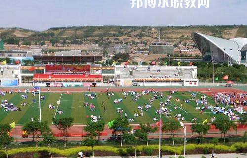 楚雄醫(yī)藥高等?？茖W(xué)校2021年學(xué)費(fèi)、收費(fèi)多少
