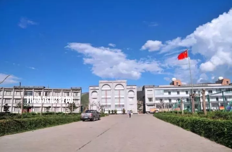 紅河財經(jīng)學(xué)校怎么樣、好不好