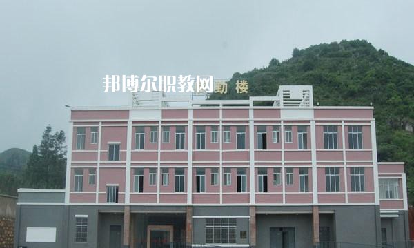 曲靖師宗職業(yè)技術(shù)學校2021年招生辦聯(lián)系電話