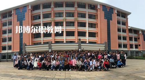 云南民族中等專業(yè)學(xué)校2021年報(bào)名條件、招生要求、招生對(duì)象
