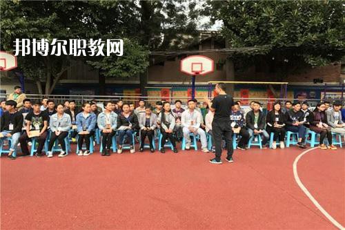 四川省彝文學(xué)校2021年報(bào)名條件、招生要求、招生對(duì)象