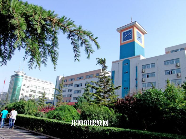 蘭州商業(yè)學(xué)校2022年學(xué)費(fèi)、收費(fèi)多少
