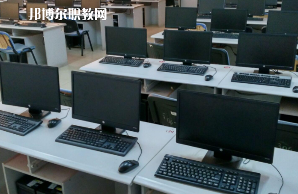 杭州2022年在計(jì)算機(jī)學(xué)校學(xué)什么專(zhuān)業(yè)好