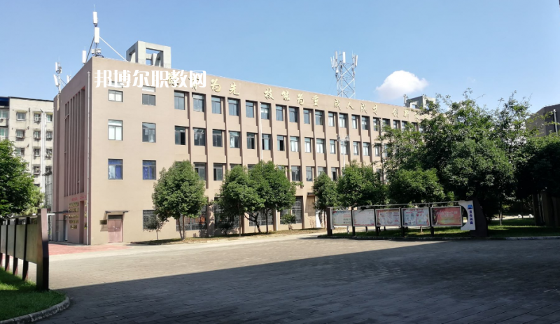 德陽(yáng)安裝技師學(xué)院2022年報(bào)名條件、招生要求、招生對(duì)象