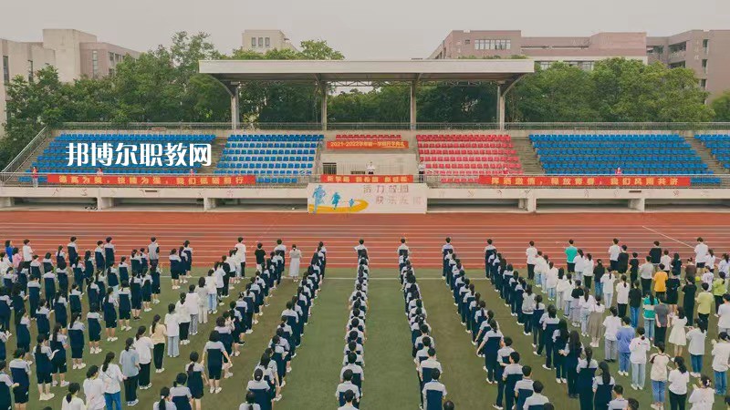 昆山花橋國(guó)際商務(wù)城中等專業(yè)學(xué)校2022年有哪些專業(yè)