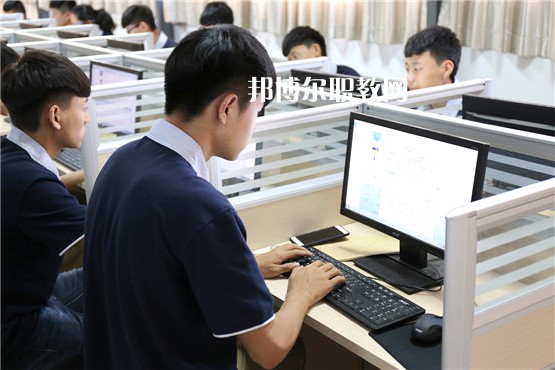 石家莊財經(jīng)商貿(mào)學(xué)校2022年報名條件、招生要求、招生對象